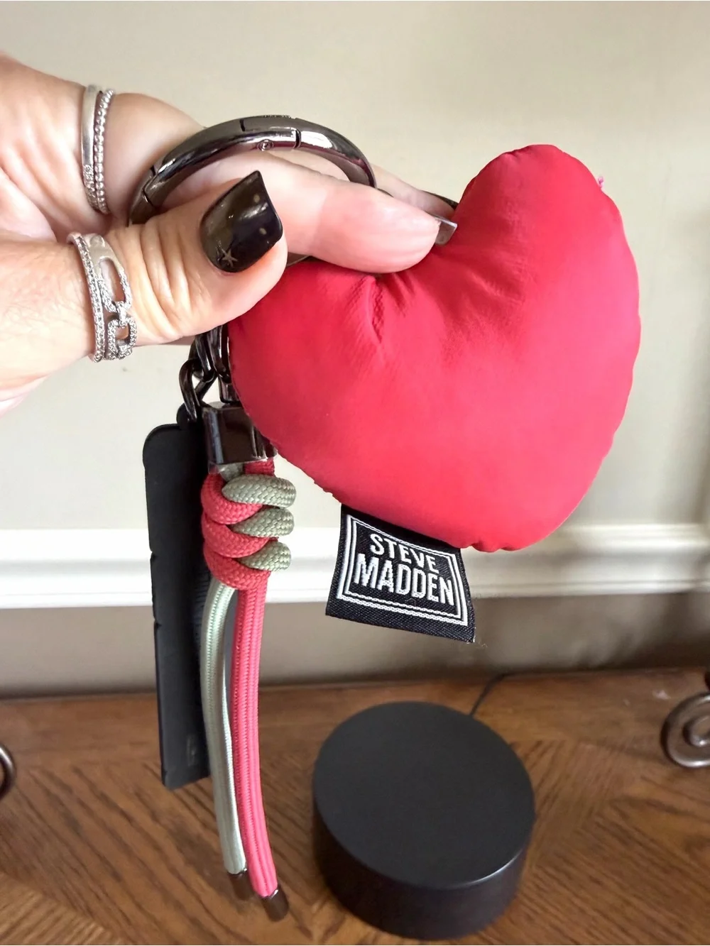 Steve Madden NEW 3pc Black with Red Heart bag Charm  Keychain